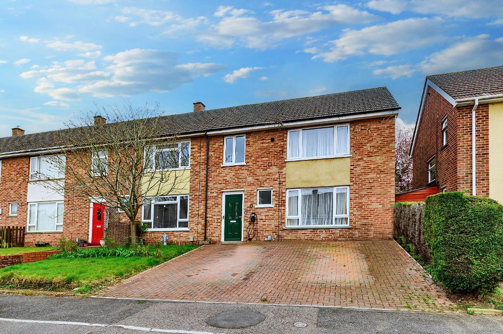 Rooksmead, Bedford, MK41 7QX