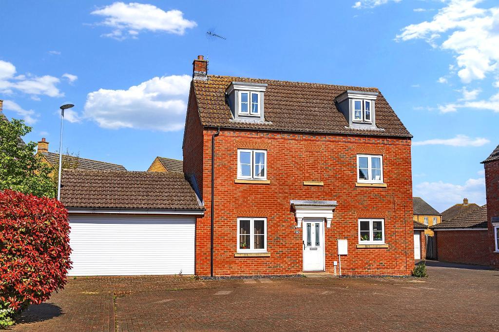 Grenadier Close, Bedford, MK41 7GG