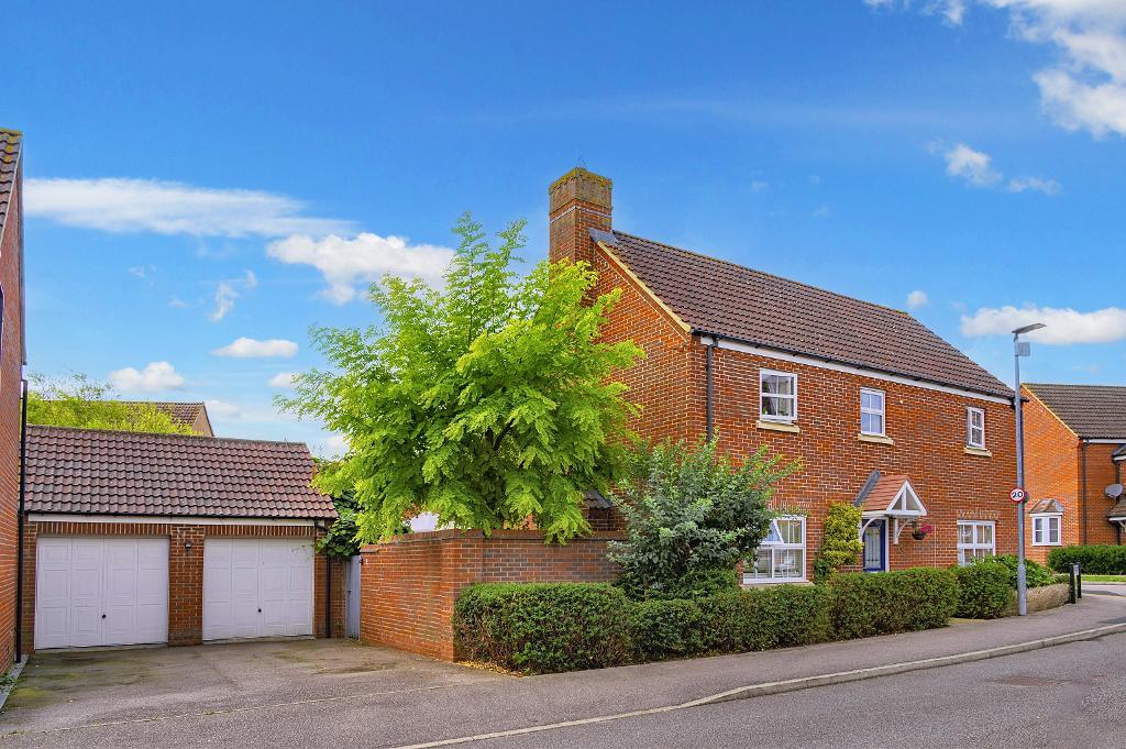 Langlands Road, Bedford, MK41 0GD