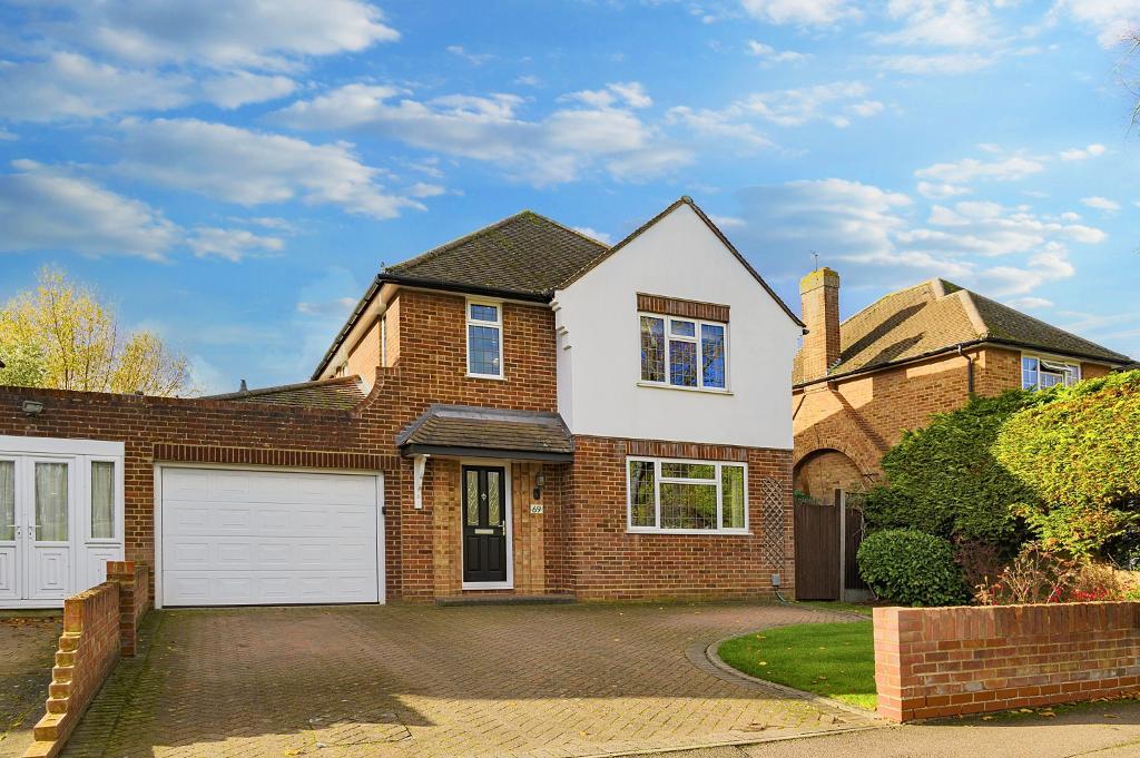 Queens Drive, Bedford, MK41 9BP