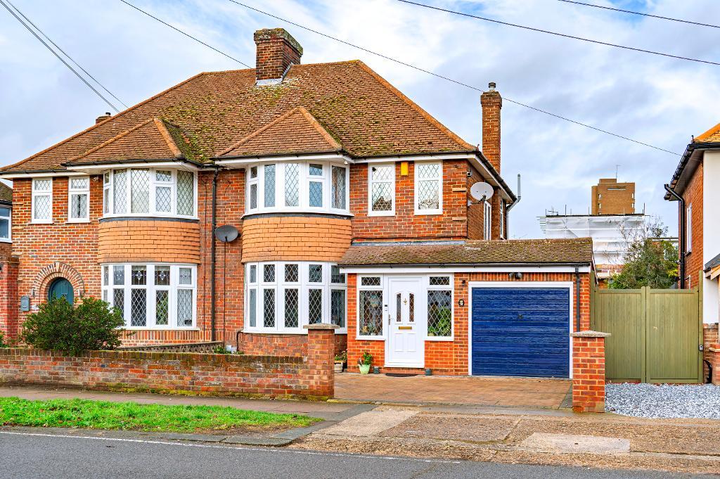 Wendover Drive, Bedford, Bedfordshire, MK41 9QT
