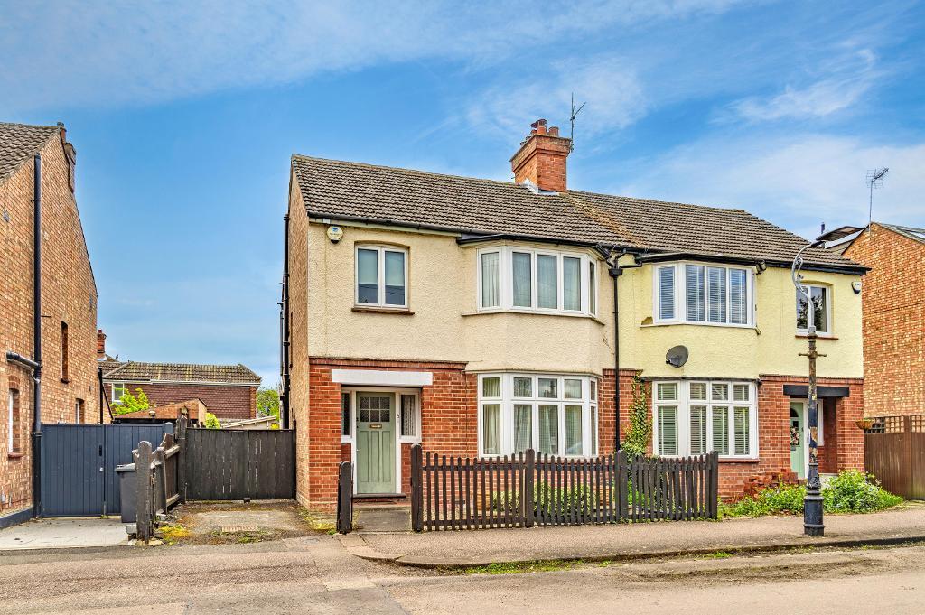 West Grove, Bedford, MK40 4BT