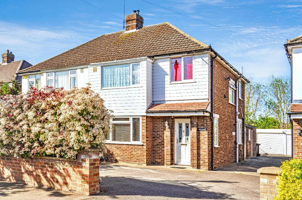 Aylesbury Road, Bedford, MK41 9RE