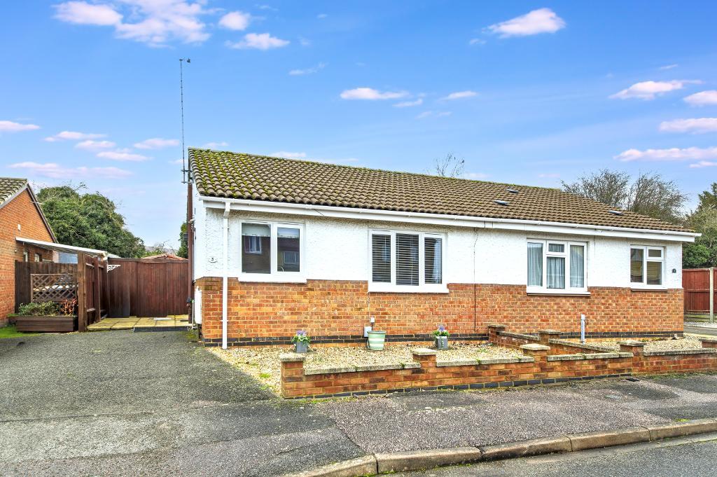 Tinsley Close, Clapham, Beds, MK41 6HJ