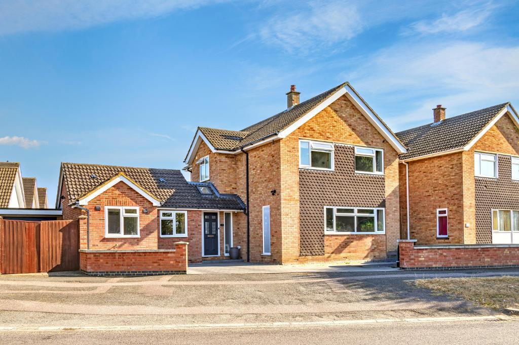 Bamburgh Drive, Bedford, MK41 8JD