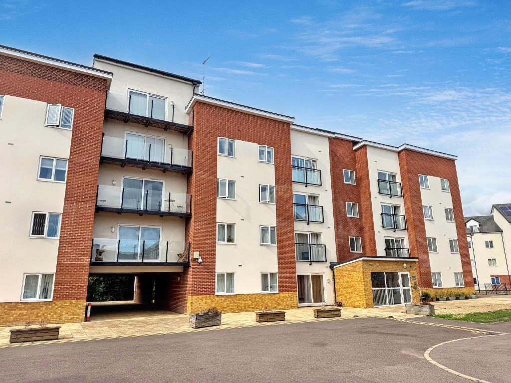 Plough House Harrow Close, Bedford, MK42 9AR